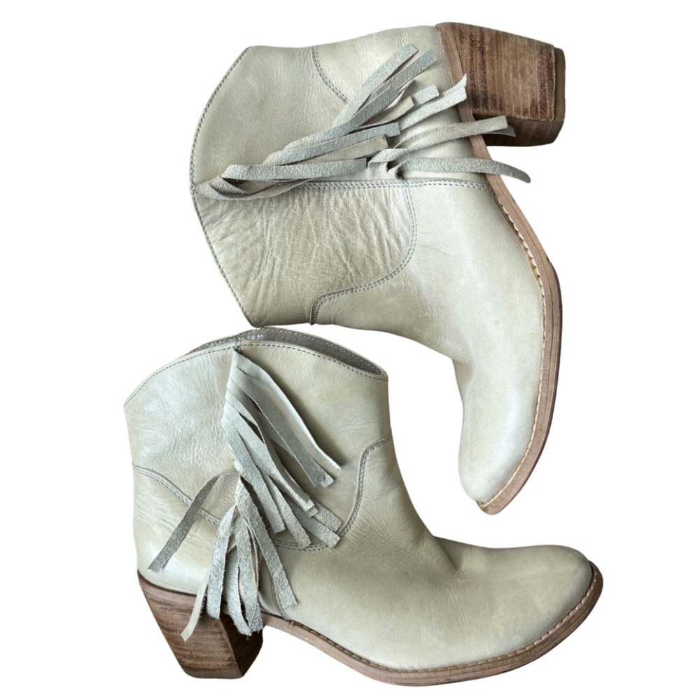 Diba Leather Fringe Ankle Boots – Size 7 – Made in India